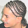 Frau mit Cornrows (einfaches Muster)