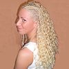 Frau mit Open Braids aus Echthaar